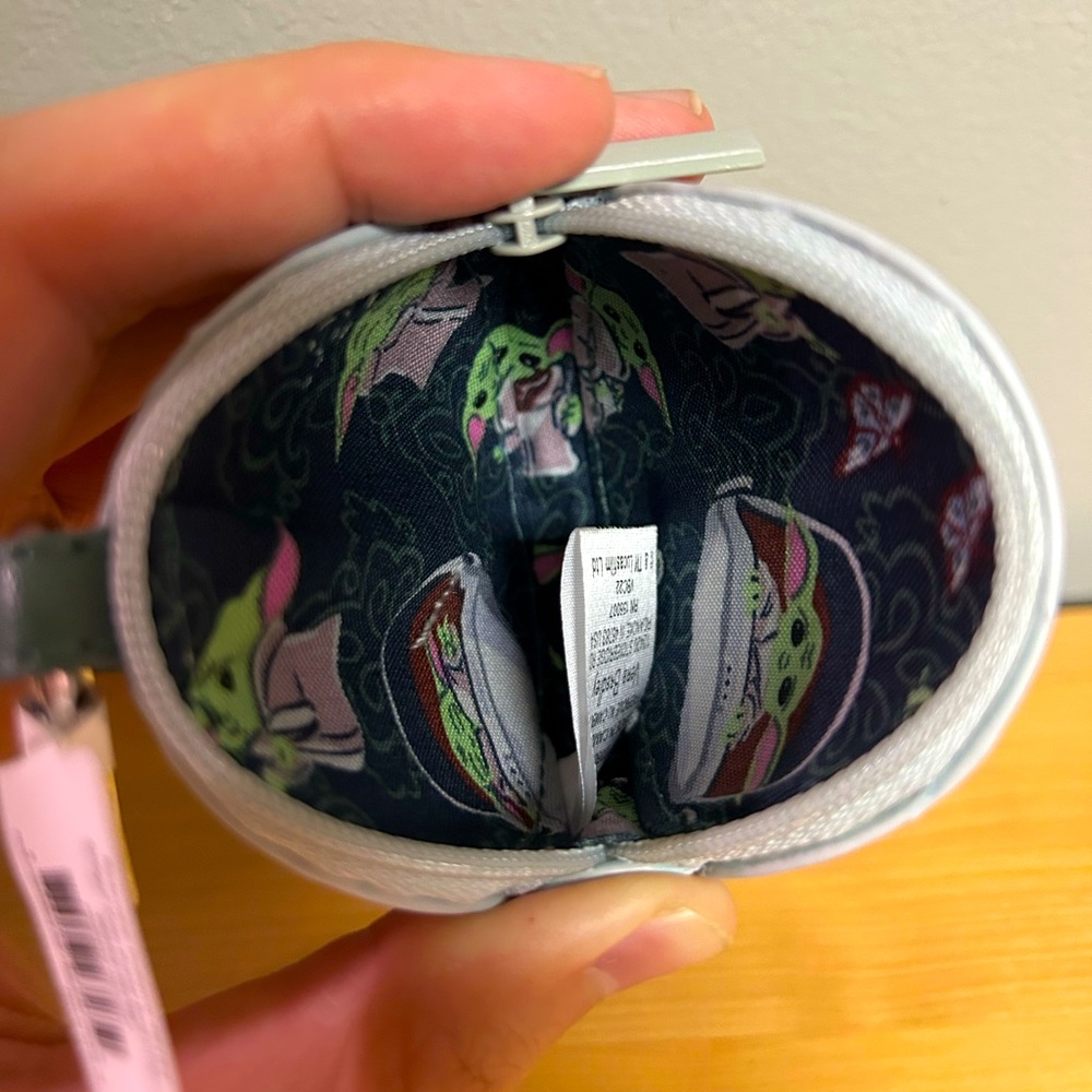 NWT Vera Bradley Star Wars Grogu Coin Purse Bag Charm - Picture 3 of 3